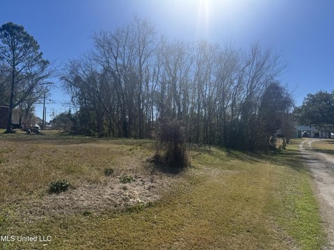 Land in Biloxi, Mississippi