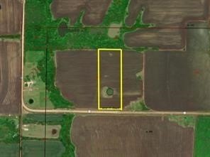 Row Crop Farm Tract with Pond