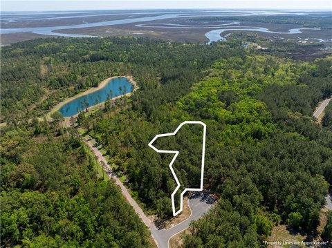 Lakefront Lot in Gated Community