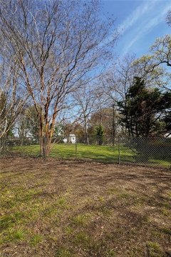 Residential Land in Hampton, VA