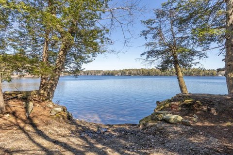 Lakefront Buildable Land Parcel