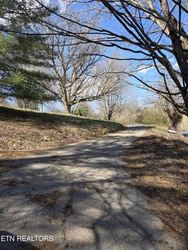 Lots & Acreage, Piney Flats, TN