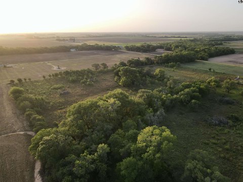 Land, Cheney, KS
