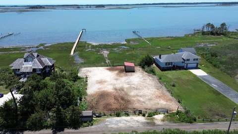 Waterfront Land on Oyster Bay