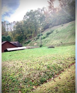 Residential Land in Meade Heights