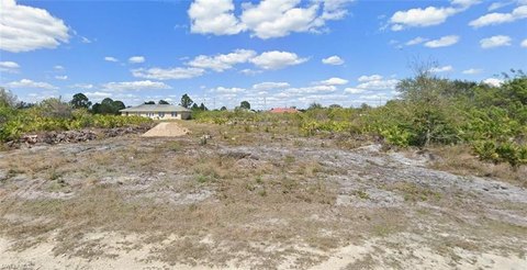 Residential Lot in Lehigh Acres