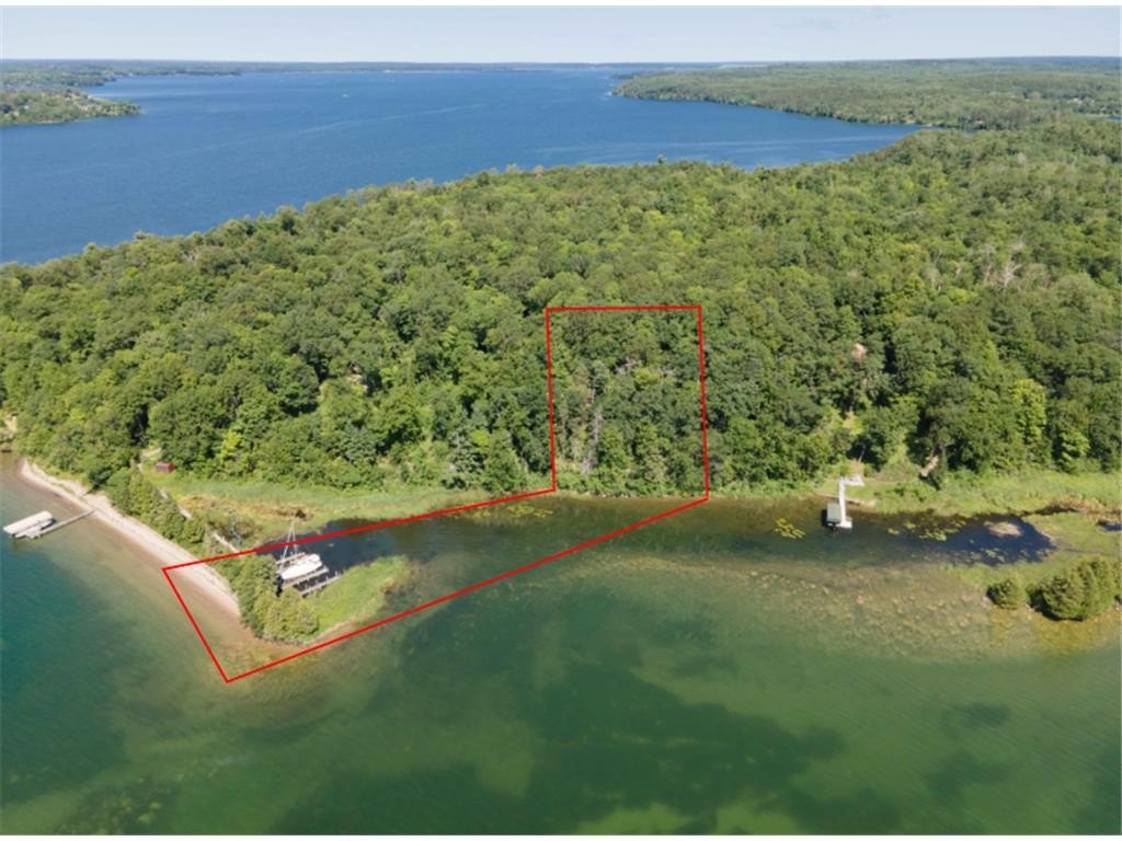 Shoreline Lot on Templar Point