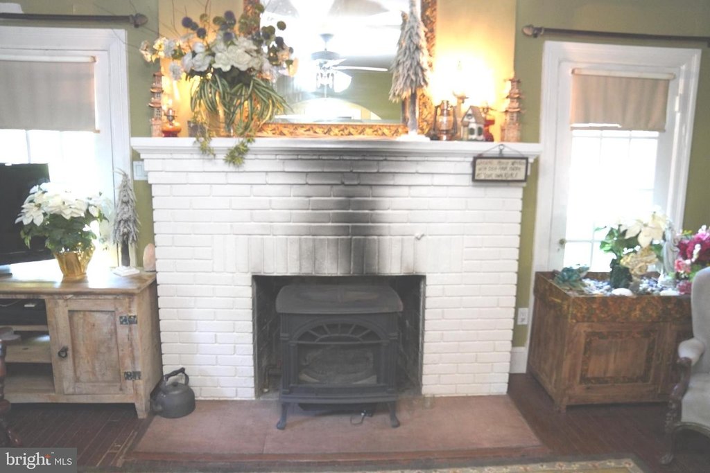 Picture 47