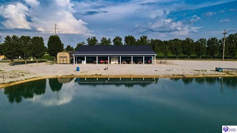 Turnkey Restaurant & Catfish Paylake