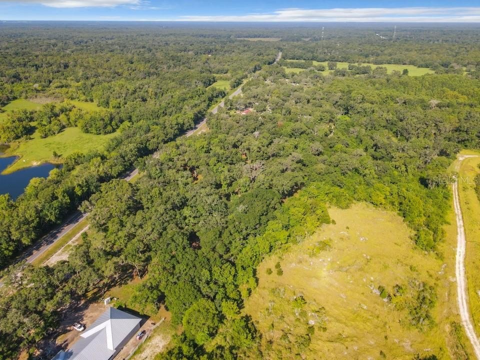 Bushnell Land with Pole Barns