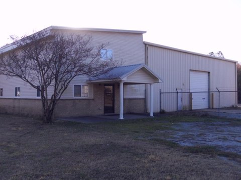 Commercial Building with Large Shop