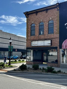 Downtown Macomb Commercial Building For Sale