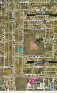 Commercially Zoned Lot in Cape Coral