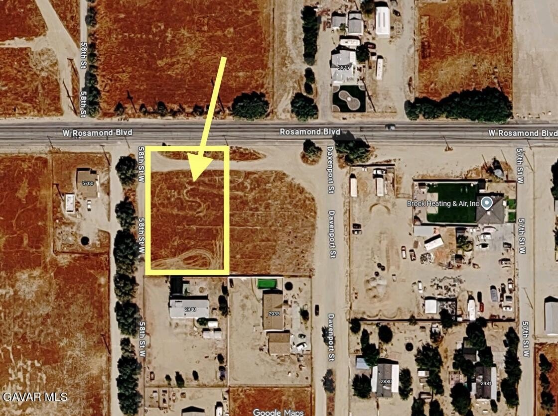 Rosamond Land with Mountain Views