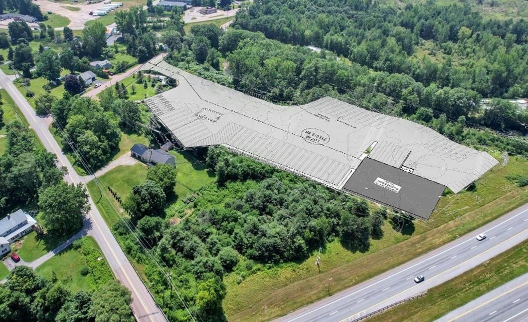 Permitted Commercial Lot in Milton