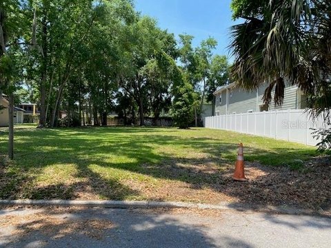 Vacant Commercial Land