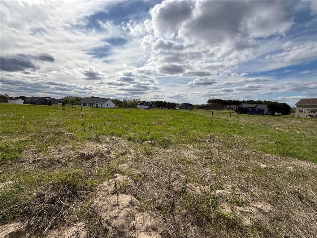 Spacious Lot in Ham Lake