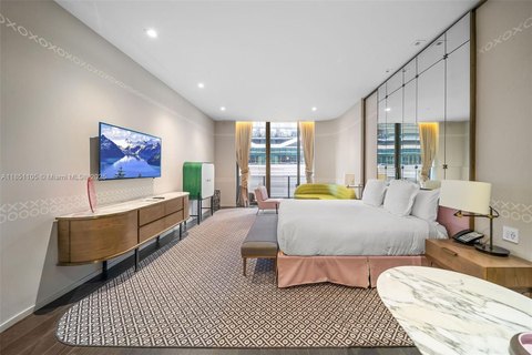 SLS LUX Brickell Master Suite
