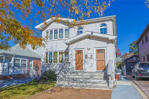 Detached Brick Two-Family Duplex