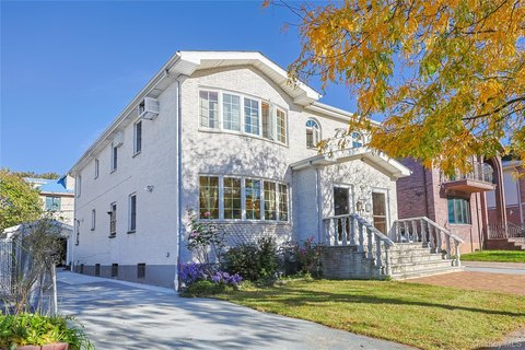 Detached Brick Two-Family Duplex