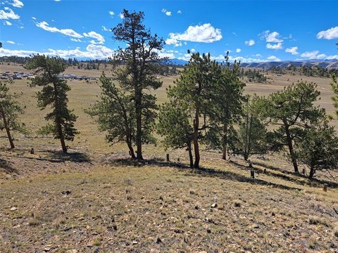 Land, COMO, CO