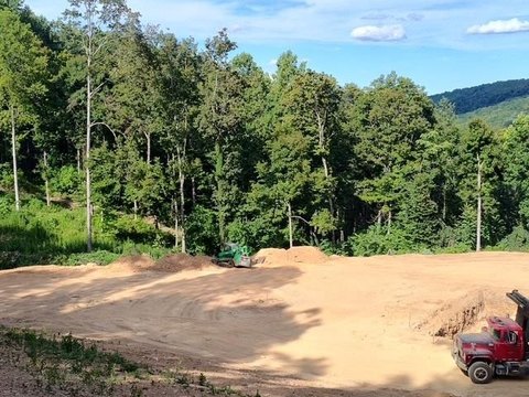 LAND - Livingston, TN