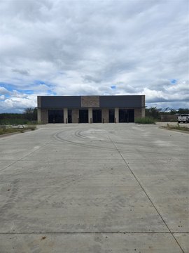 Strip Center Retail Suites Available