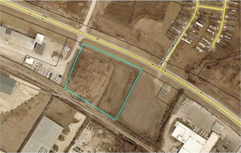 Level Highway-Frontage Development Land