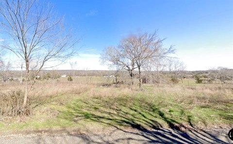 9 Acres in LeFlore County