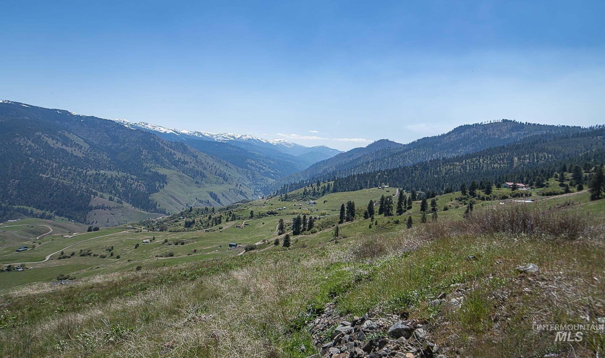 Pollock, ID Land with Views