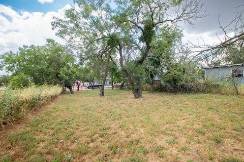 Commercial Lot in Fredericksburg, TX