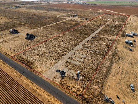 Unrestricted Land Tract in Stanton