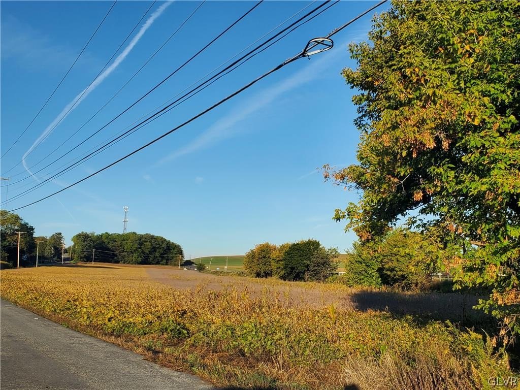 Prime Land with Extensive Frontage