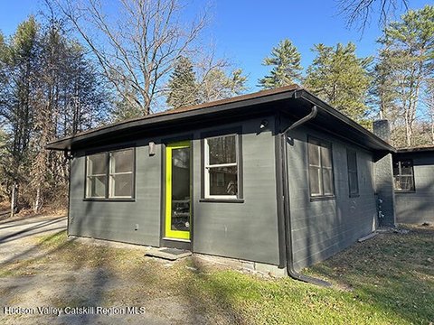 Stylish Woodstock Office Space Available