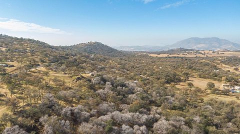 Land, Yokuts Valley, CA