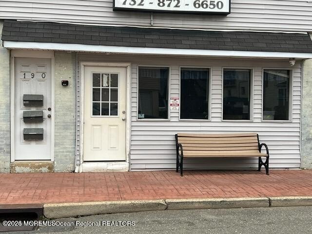 Highlands Commercial Space For Rent