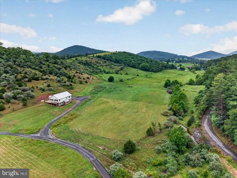 Land, BENTONVILLE, VA