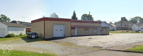 Flex Space with Paved Yard