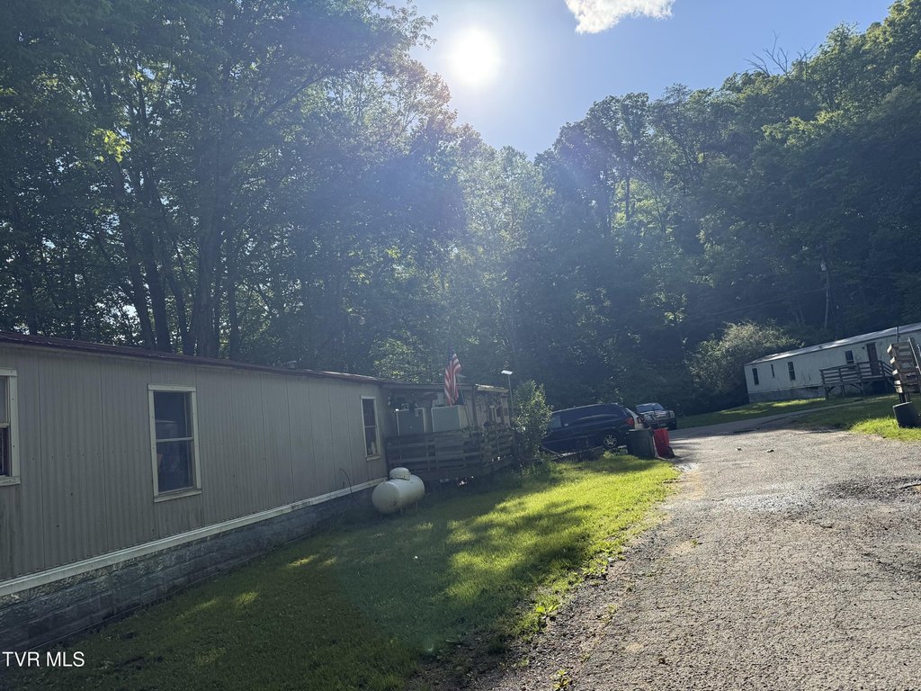 Picture 19