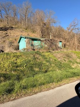 Residential Land in Wayland, KY