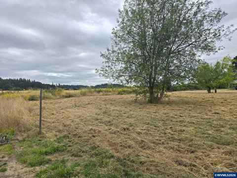 LAND - Jefferson, OR