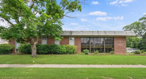 Versatile Office Space Near Hospitals