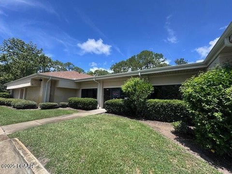 Move-in Ready Daytona Beach Office