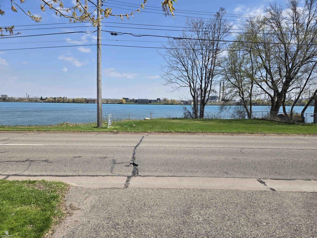 Picture 4