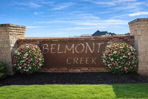 Residential Land in Mustang, OK