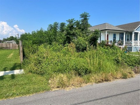 Land, New Orleans, LA