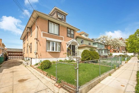 Two-Family Home in Flushing
