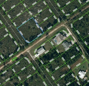 Residential Land in Lake Placid