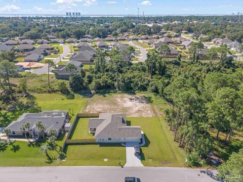 Residential Lot in Gulf Breeze