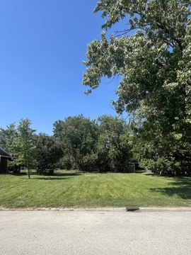 Land, Champaign, IL